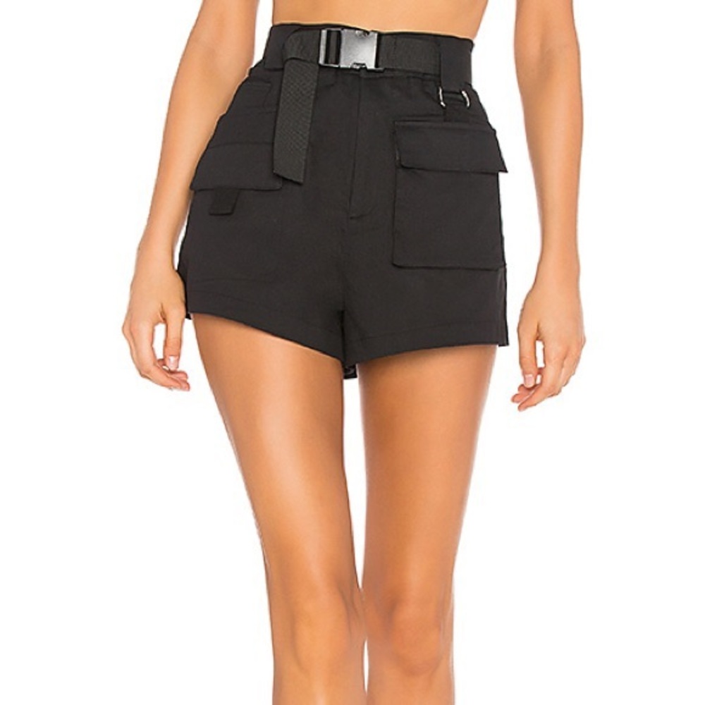 I. AM. Gia Harper Belted cargo shorts black